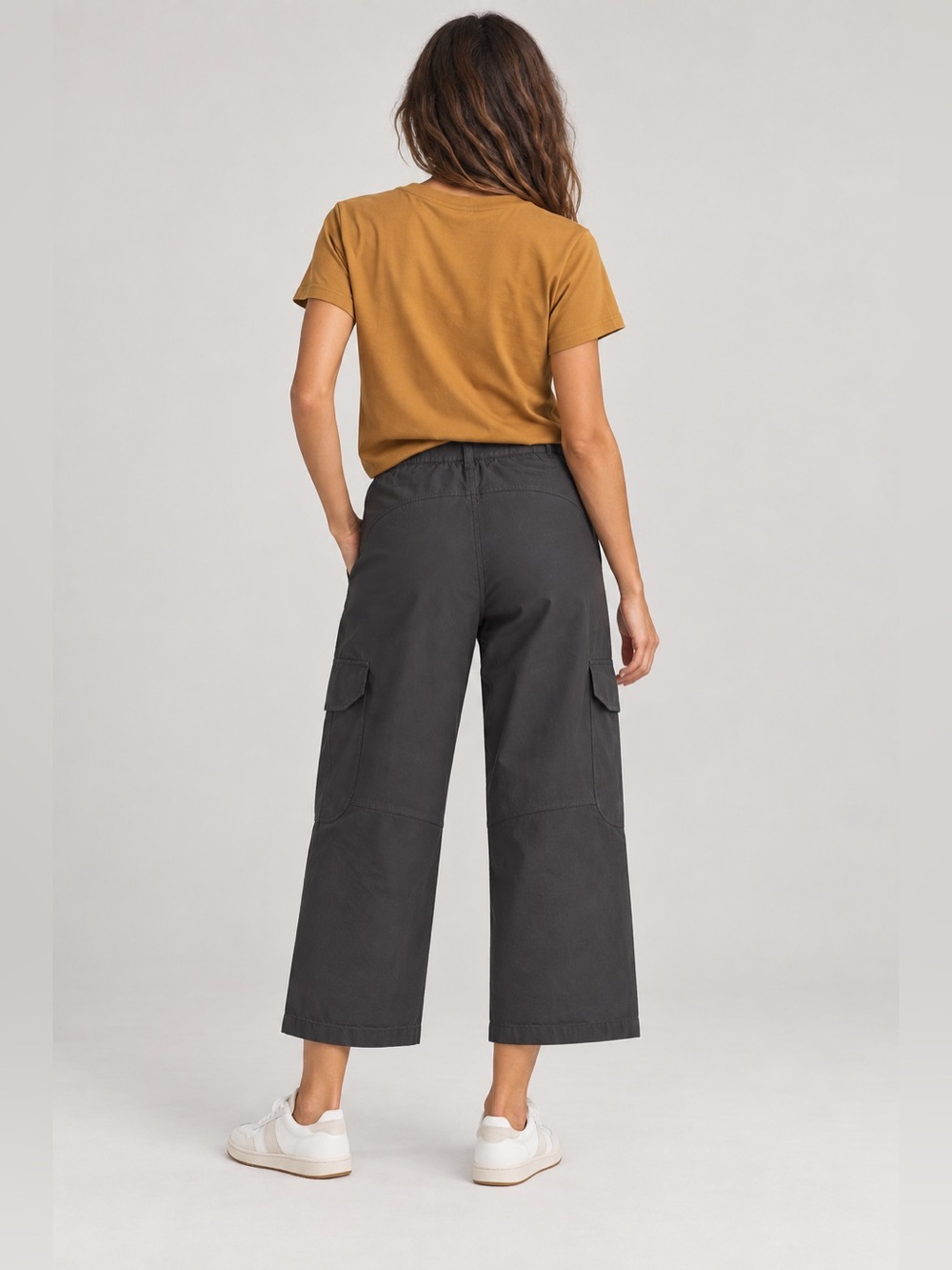 Lululemon Light Utilitech Cargo Pocket High Rise Crop Dark Gray Size 29 - Picture 2 of 11